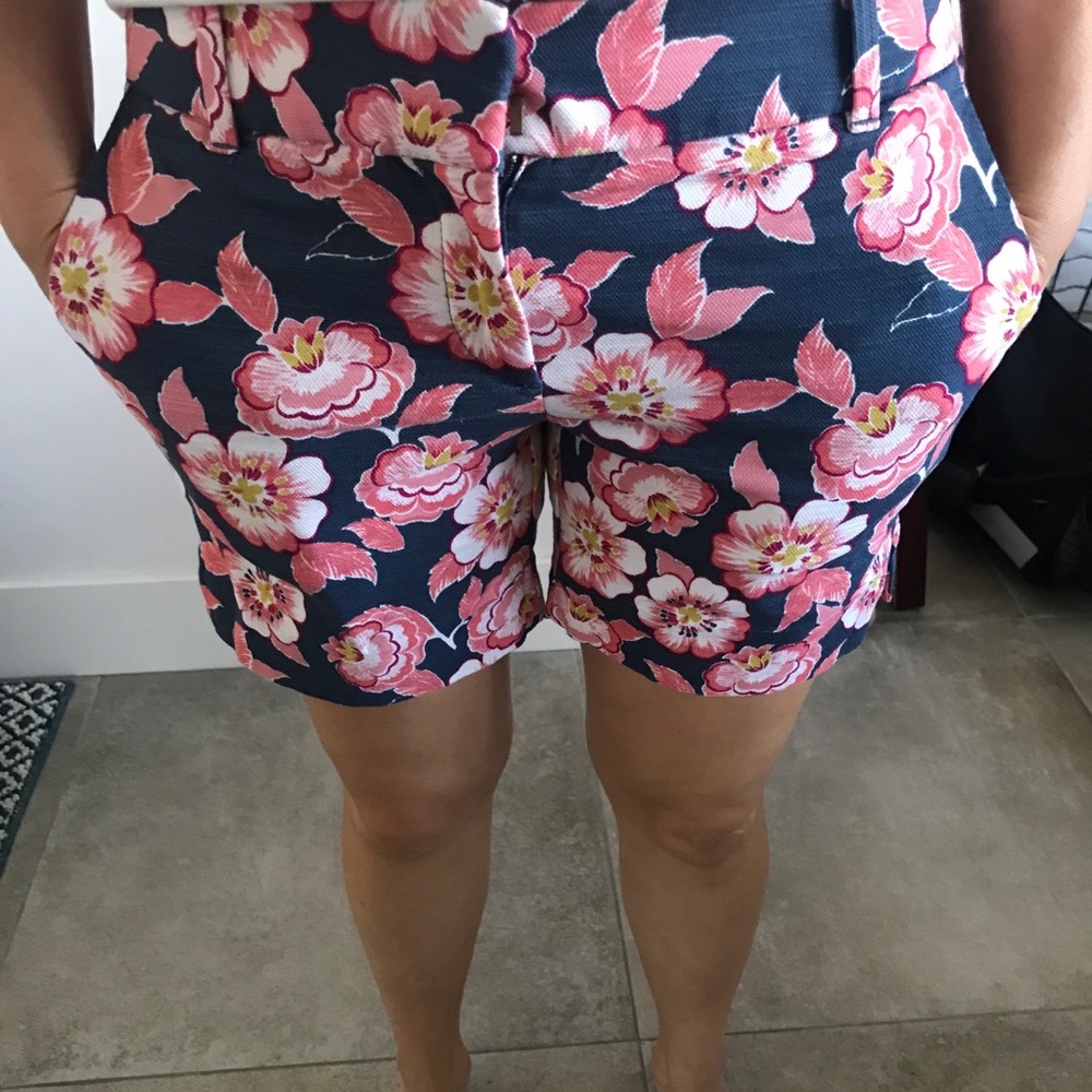 Floral print shorts